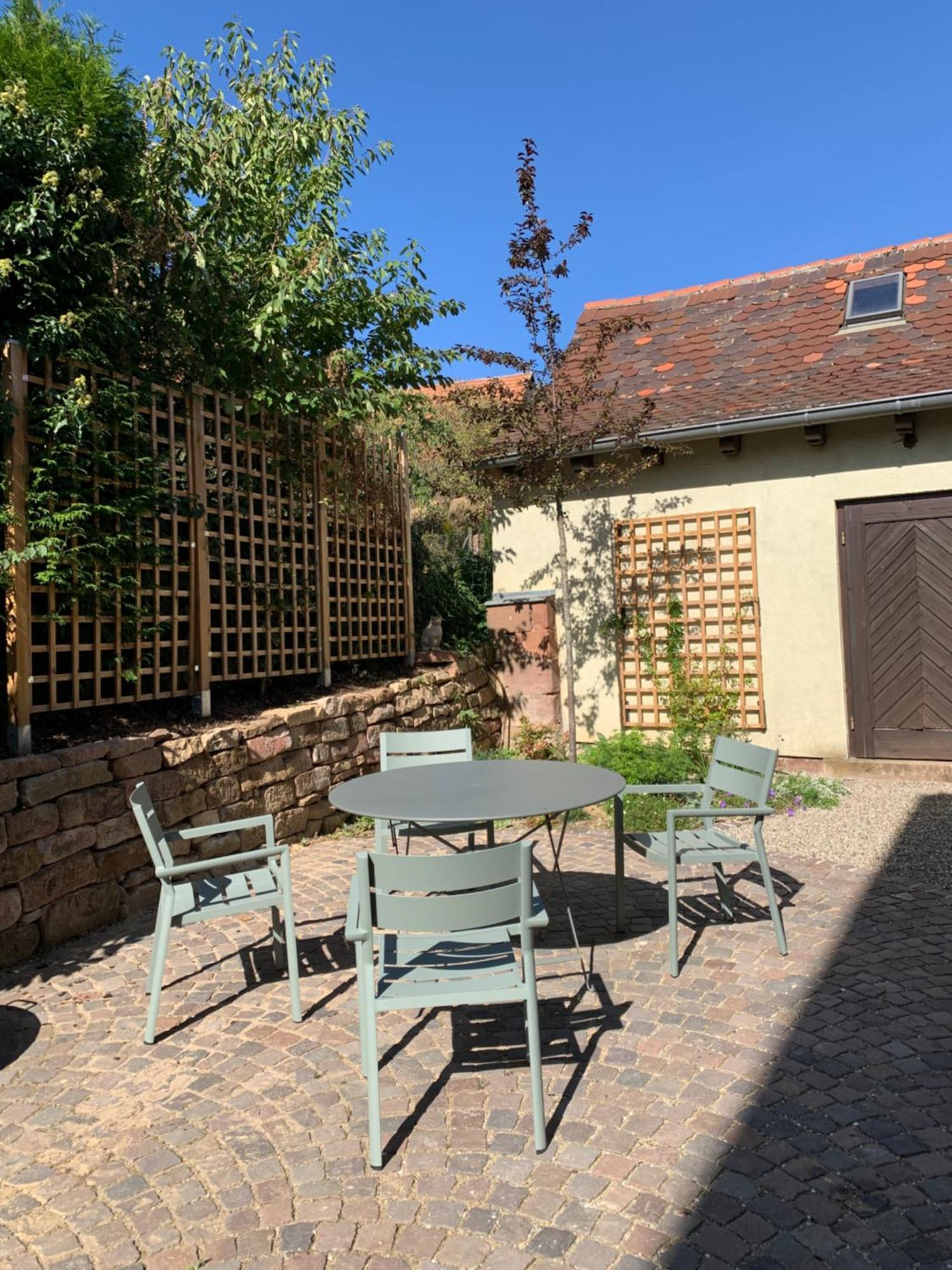 Grosse Pause Altes Schulhaus Schweigen Apartment Exterior photo